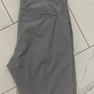 TravisMathew Beck Short size 36 Light Grey